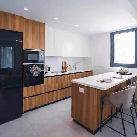 Apartment Mira - 2 Bedroom Private Terrace Paphos
