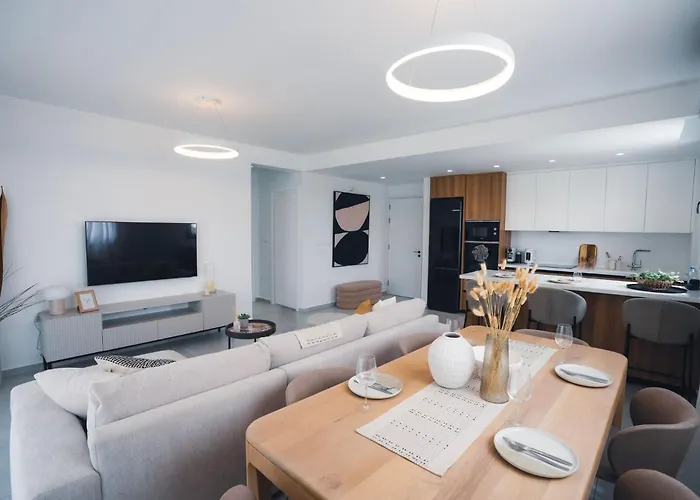 Mira - 2bdr With Private Terrace Apartmán *